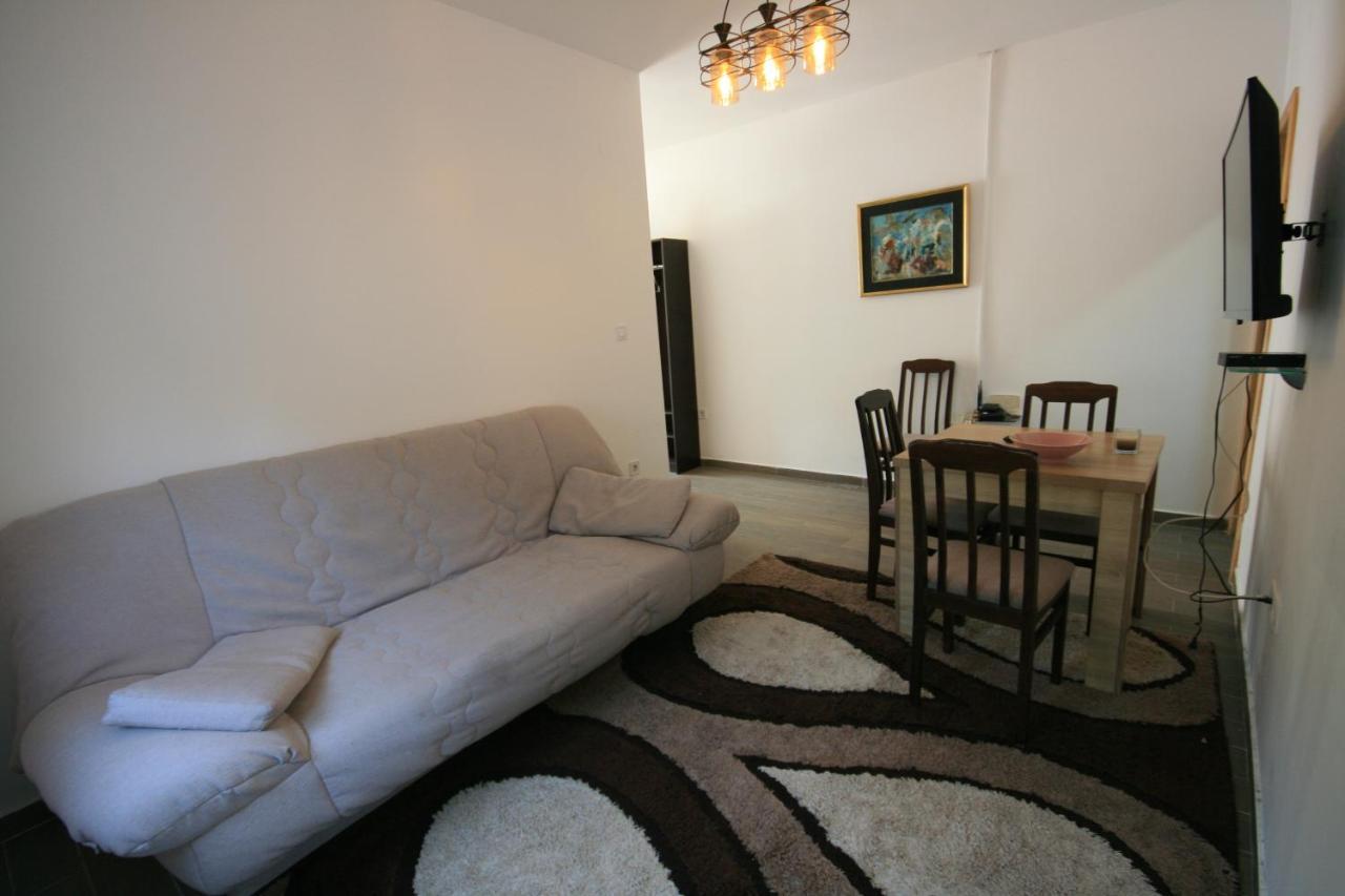 Apartmani Srdanovic Tivat Eksteriør billede